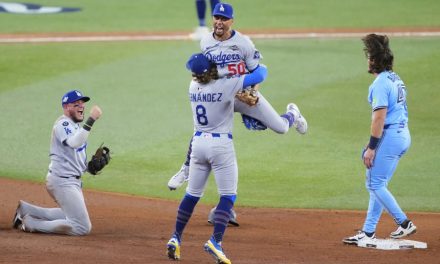 MLBbro Mookie Betts Made The Game-Ending Double Play To Seal Game 7 Of The 2025 World Series For Dave Roberts’ LA Dodgers