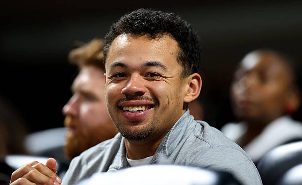 Brookie Of The Year | MLBbrookie Drake Baldwin, Picked Up The National League Rookie Of The Year Award From Behind Home Plate