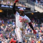 Catching Fire: Byron Buxton Goes 4-for-5 With 2 HR, 4 Runs in 6-0 Win