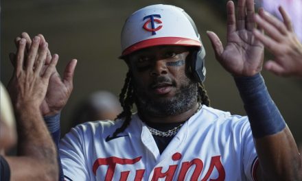 Josh Bell’s Early Two-Run Double Powers Twins’ 4-2 Win Over Braves On Tuesday Night
