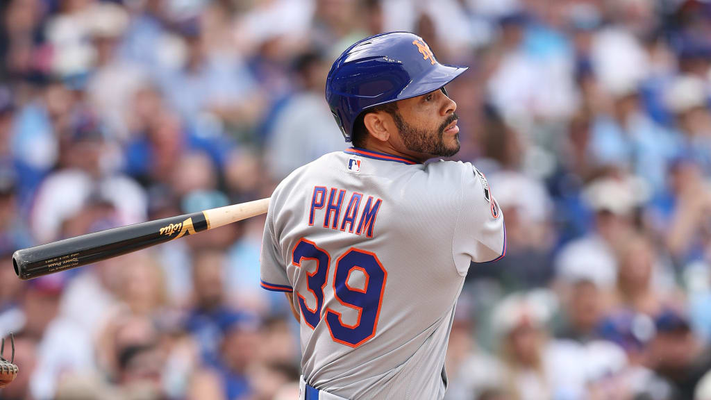 White Sox acquire Tommy Pham from Phillies, will add him to the roster in September to bolster OF depth